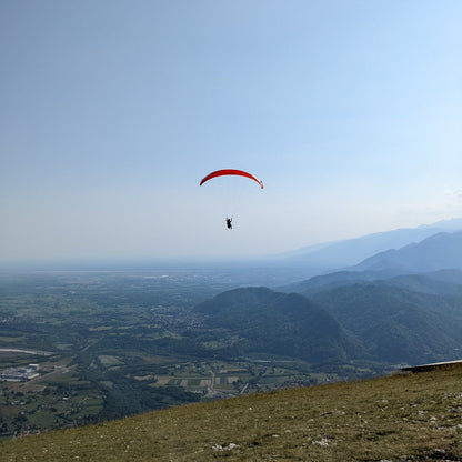 Gleitschirmflug Meduno